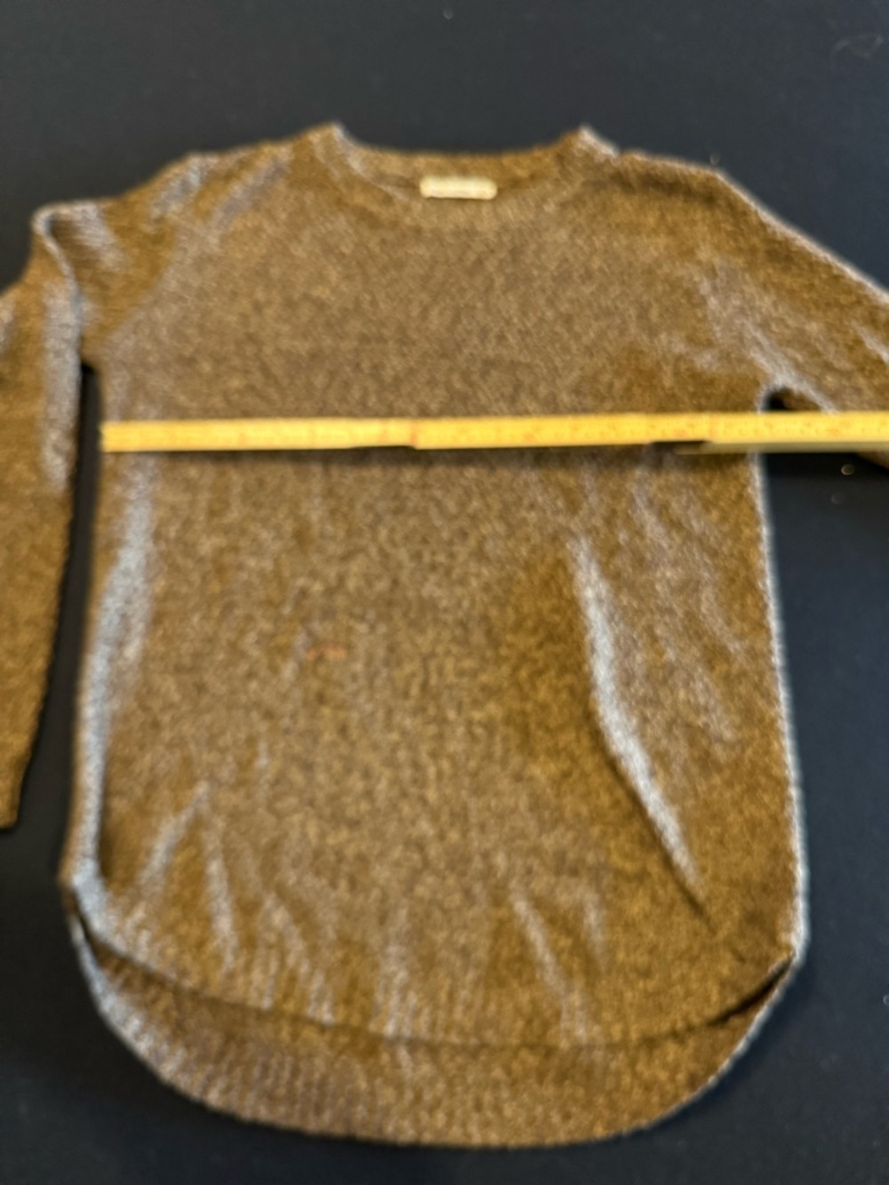 Pink Clover Heathered Chocolate Crewneck Sweater. Sz Medium